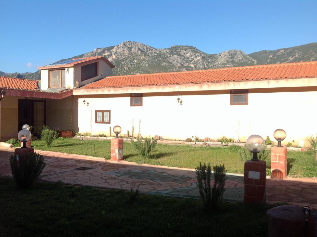 Agriturismo Sogno Latino イグレージアス エクステリア 写真