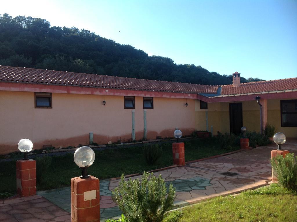 Agriturismo Sogno Latino イグレージアス エクステリア 写真